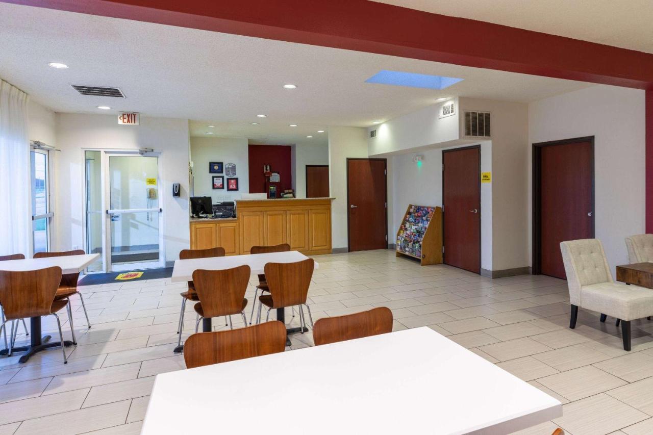Super 8 By Wyndham Garland Rowlett East Dallas Area Exterior foto